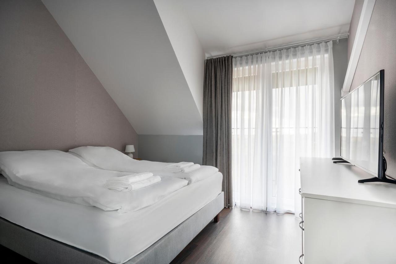W Starym Porcie Krynica Morska Domek Z Widokiem Na Zalew Wislany Exteriér fotografie